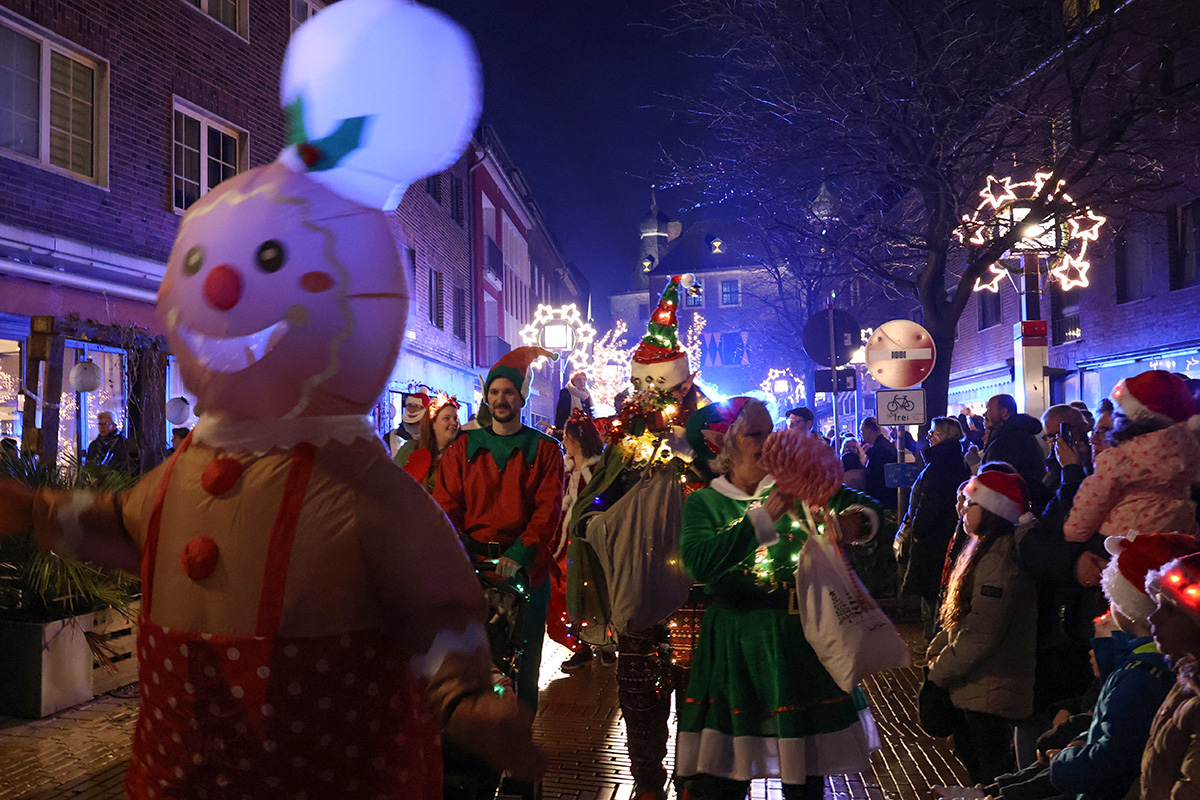 Impression 30 der Jülicher Weihnachtsparade 2025